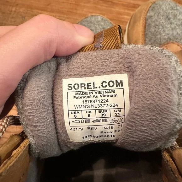 Sorel Kinetic Caribou Camel and Gray Sneaker Boot Size 8 - Picture 5 of 10
